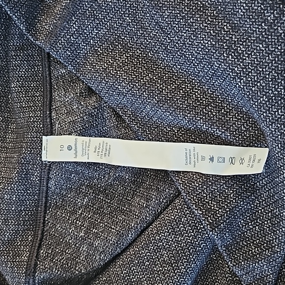 Lululemon leggings - Picture 2 of 3